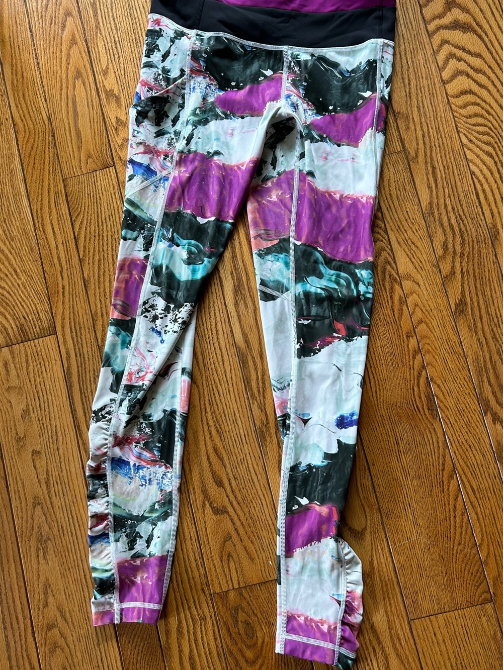 Lululemon Purple Athletic Leggings (Size 8)